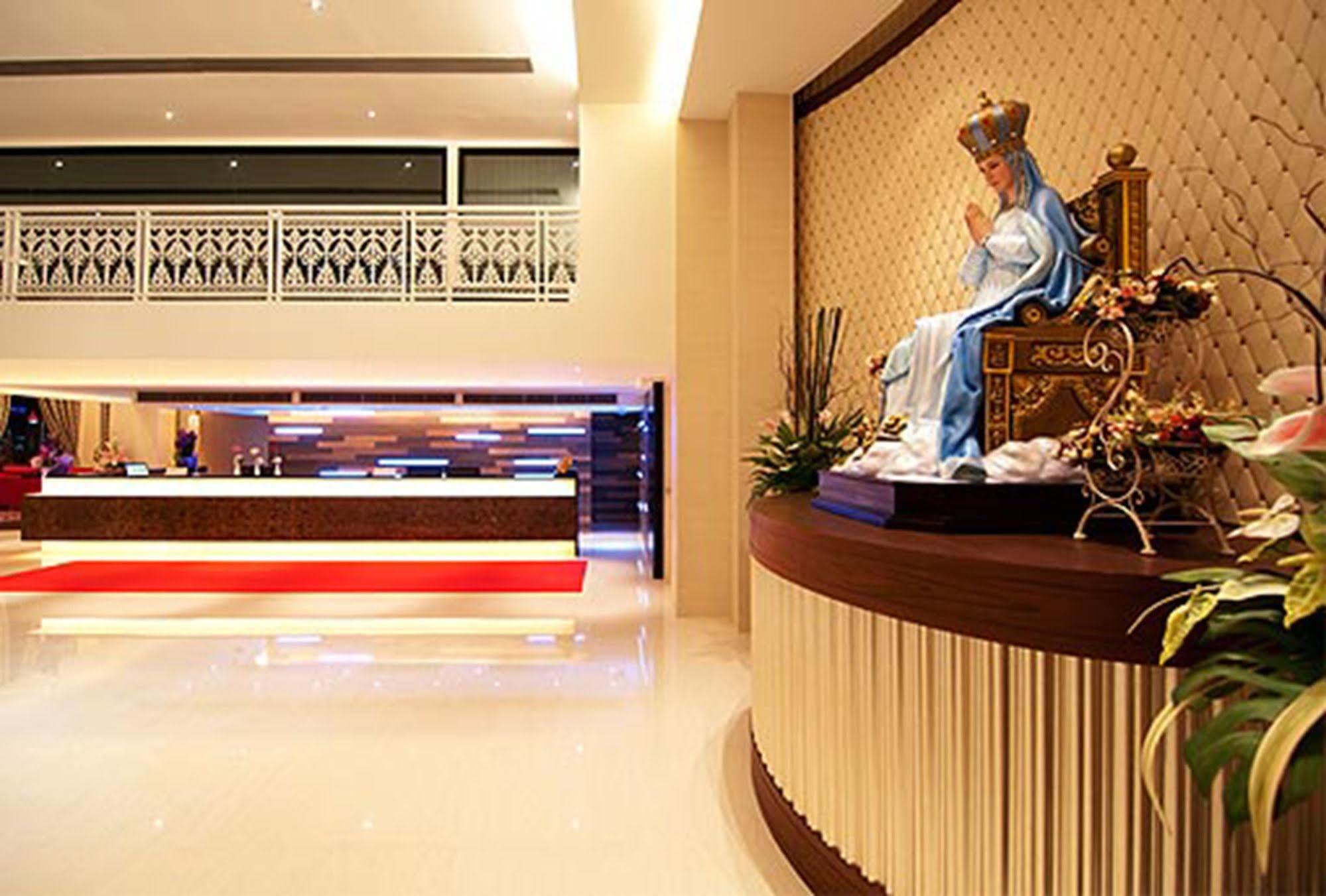 Grand Lord Boutique Hotel- Sha Extra Plus Certified Bangkok Ngoại thất bức ảnh